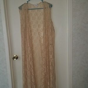 Lularoe Cream Lace Joy